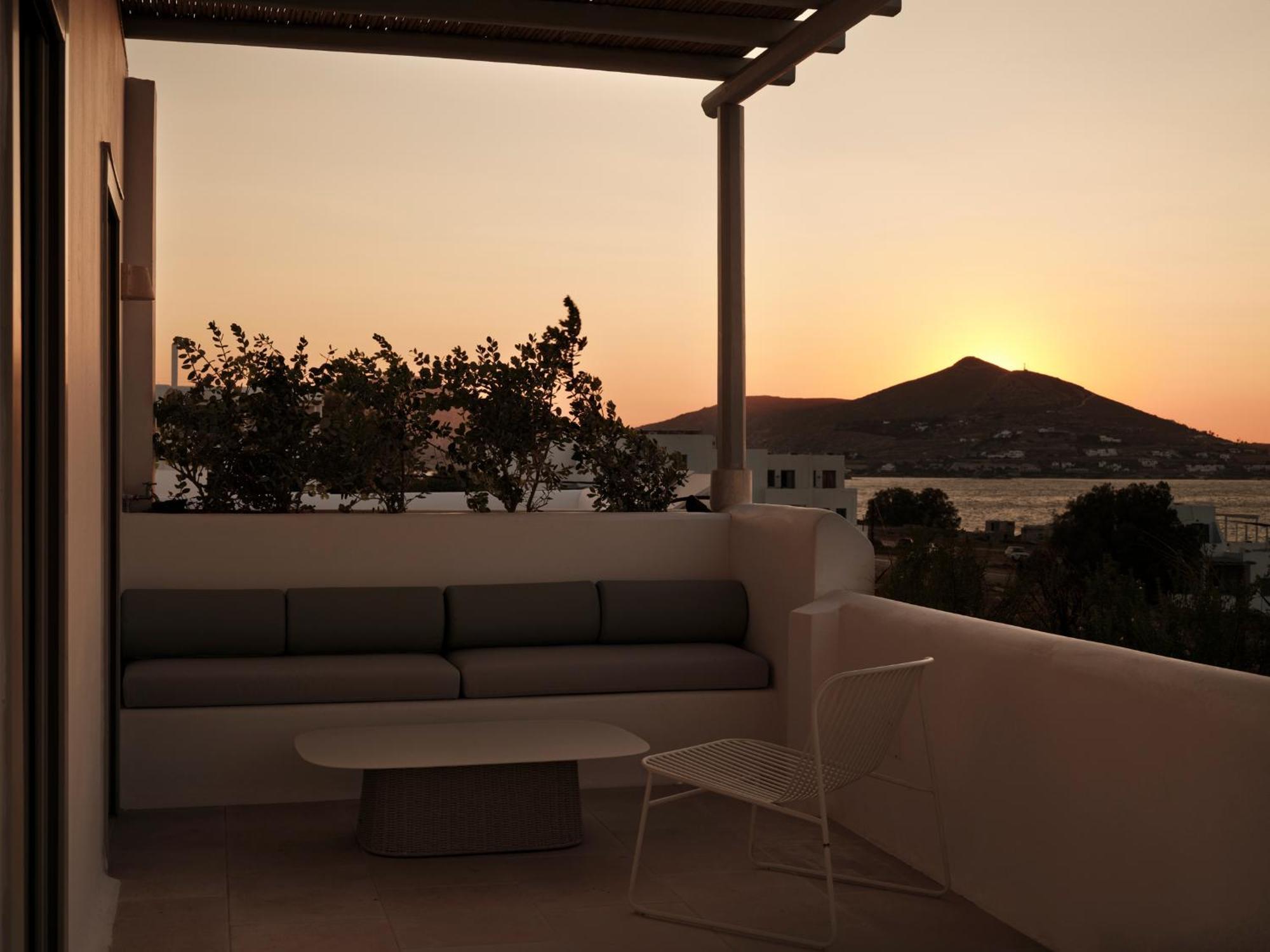 Akria Seaside Suites Naousa  Bagian luar foto